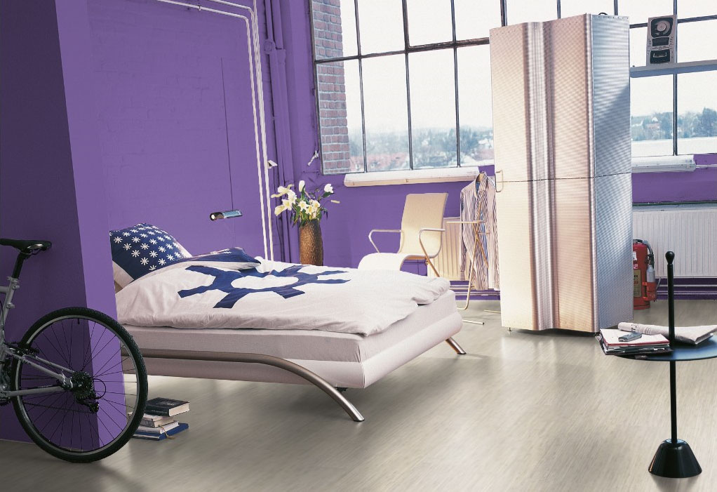 Ламинат Wineo 500 medium Бамбук стреловидный LA084M фото в интерьере